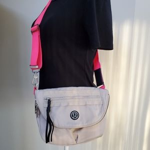 Lululemon festival crossbody bag with neon strap